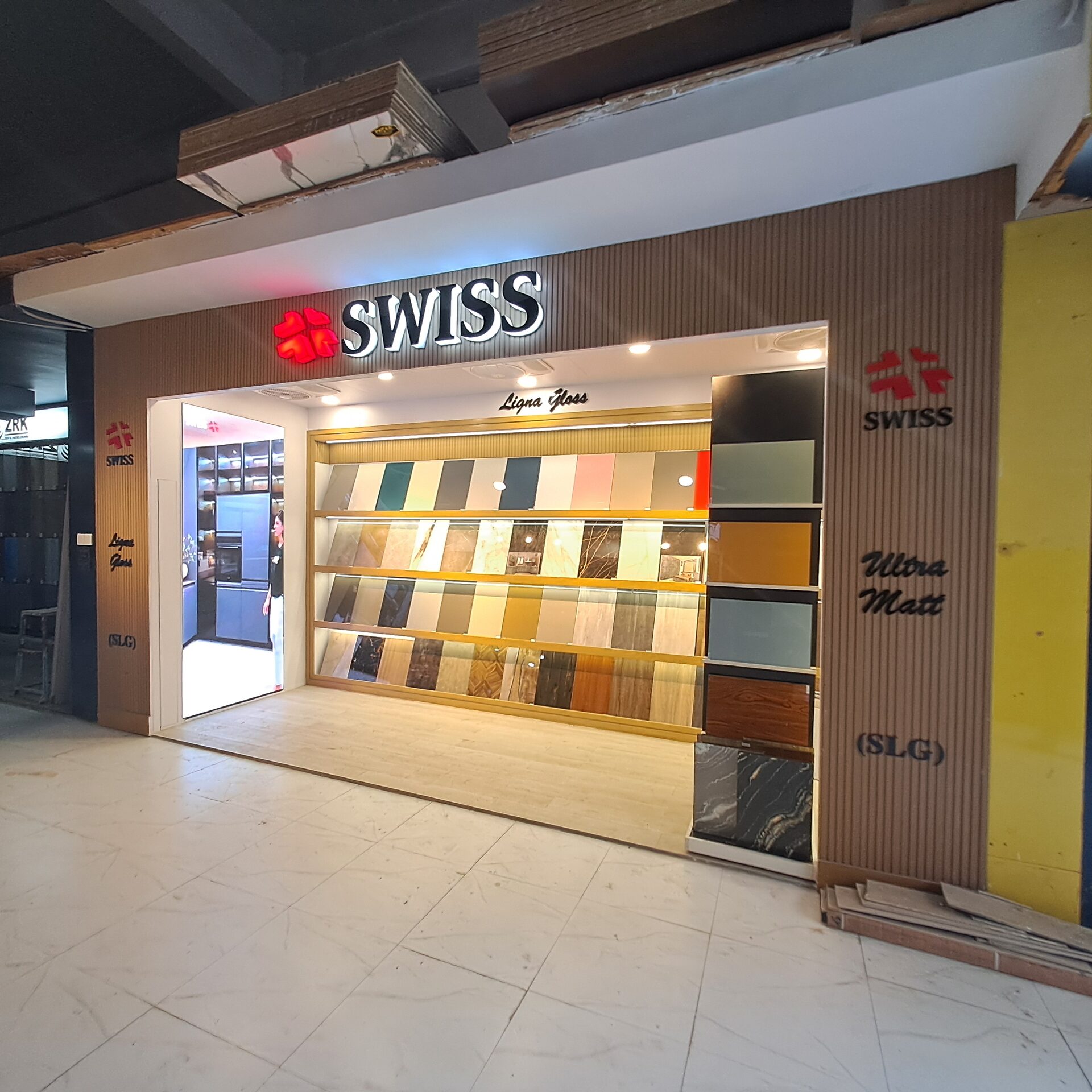 Retail & Commercial